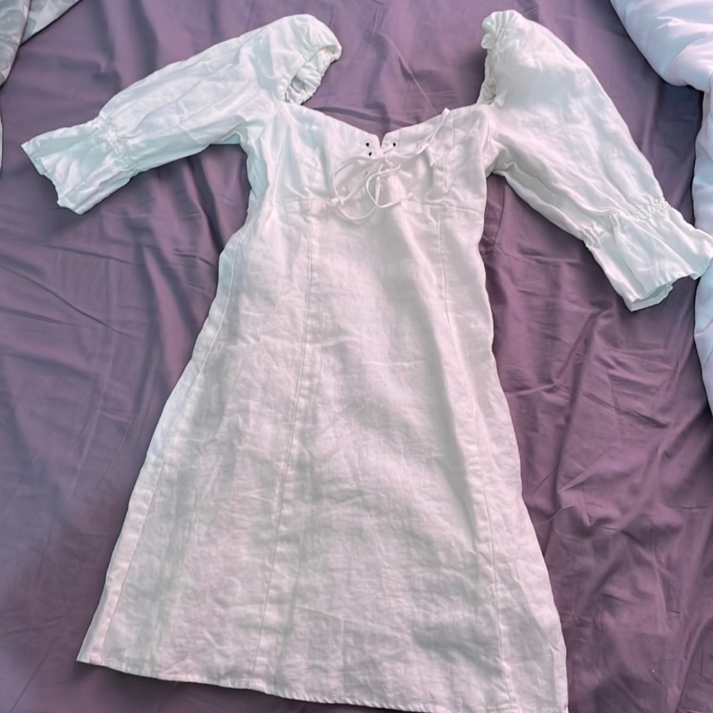 WILFRED (Aritzia) WHITE CORSET DRESS - Picture 2 of 5